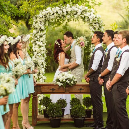 Wedding Bag, l'accessorio utile per gli invitati alle nozze - Villa  Ortensia D'Avalos